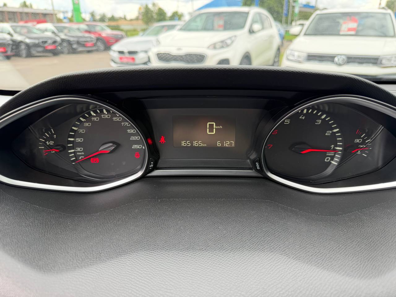 Фото автомобиля 2