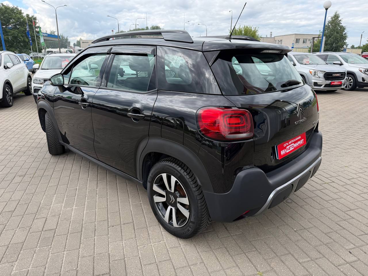 Фото автомобиля 2