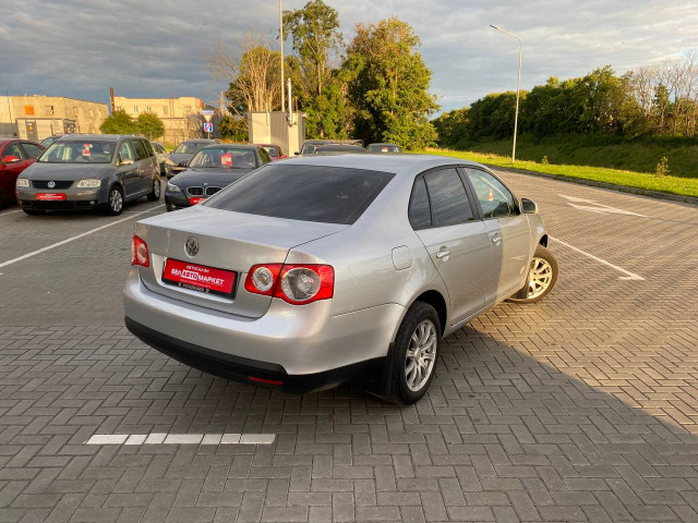 Фото автомобиля 6