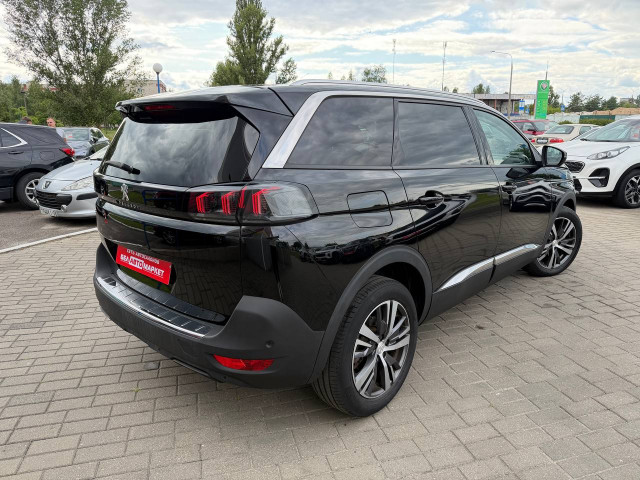 Фото автомобиля 5