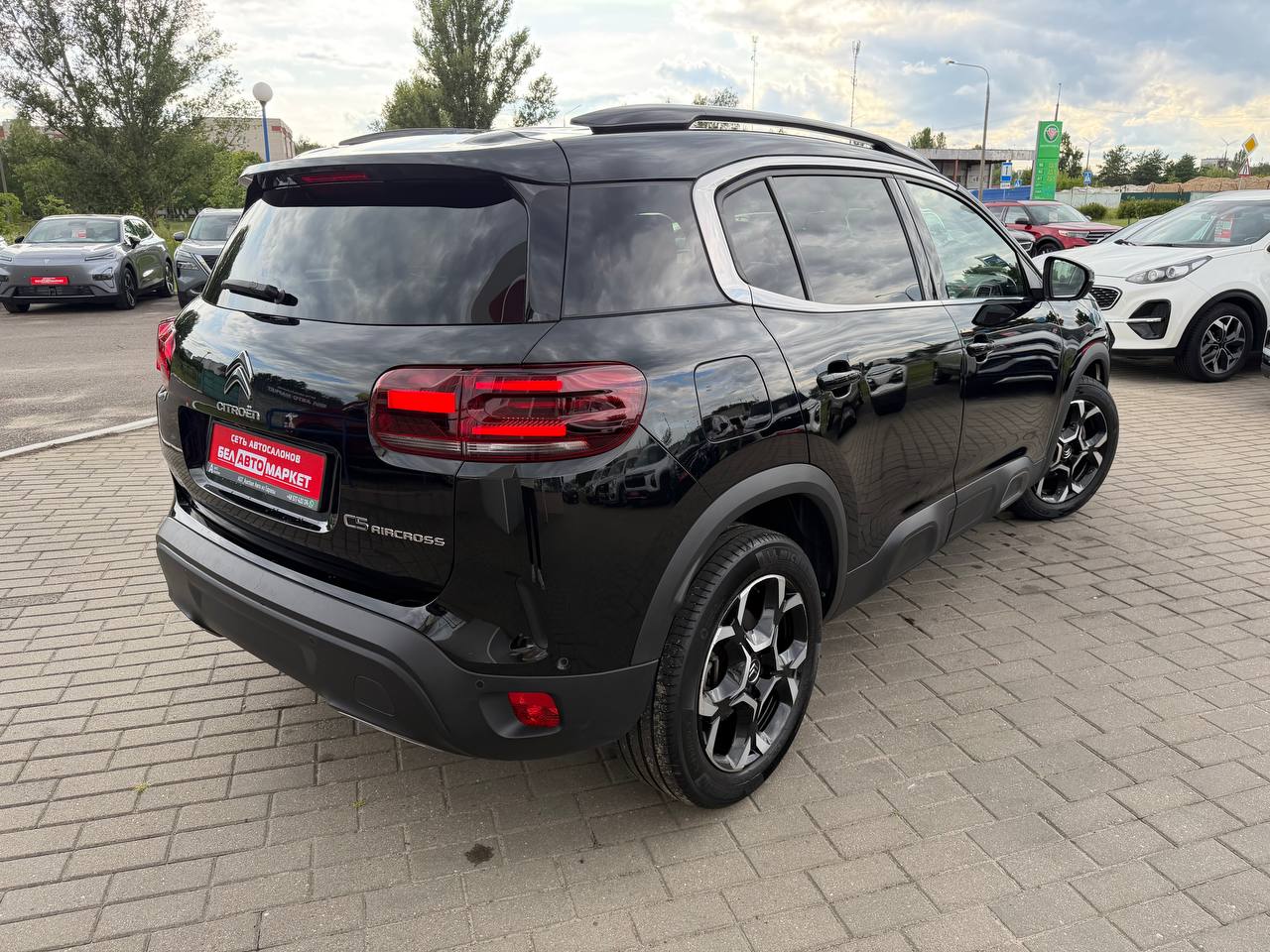 Фото автомобиля 2