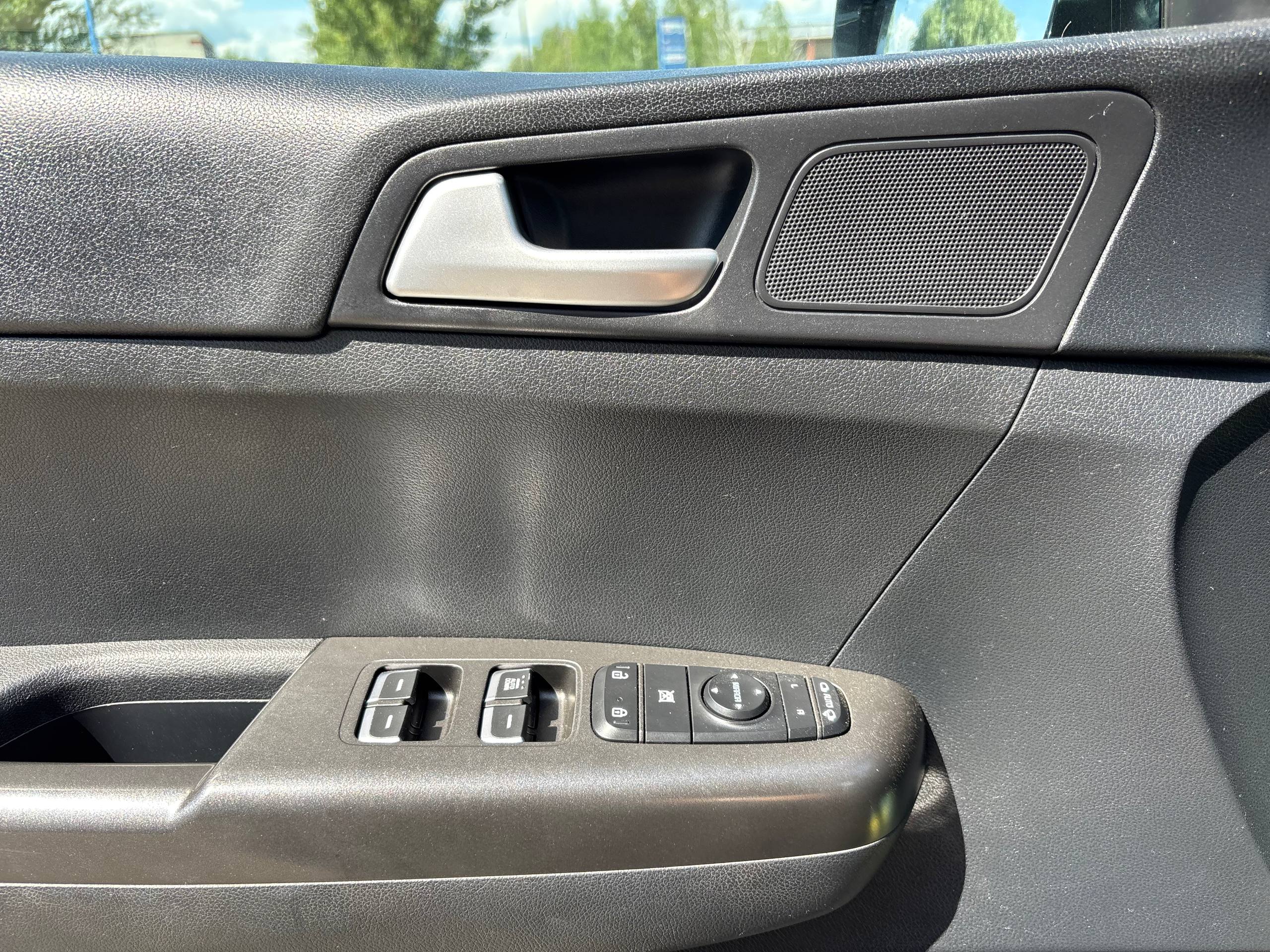 Фото автомобиля 14