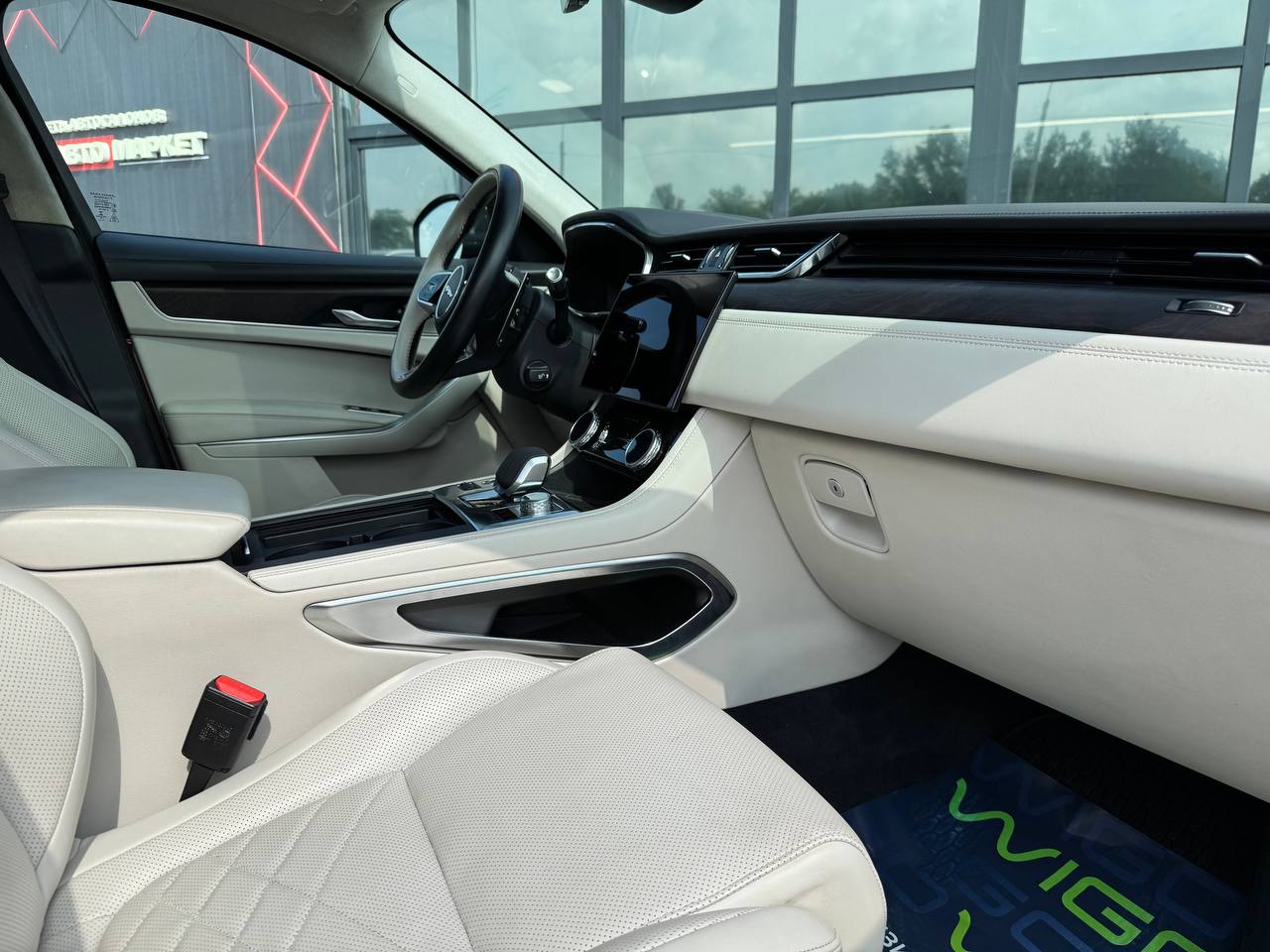 Фото автомобиля 18