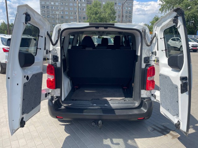 Фото автомобиля 2