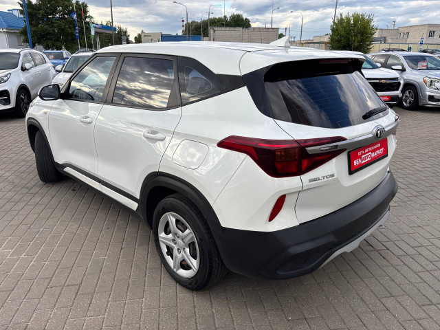 Фото автомобиля 8