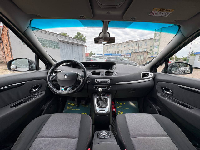 Фото автомобиля 10