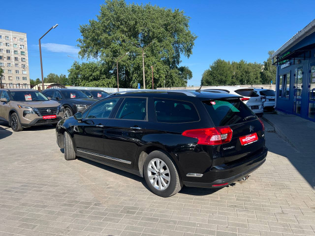 Фото автомобиля 2