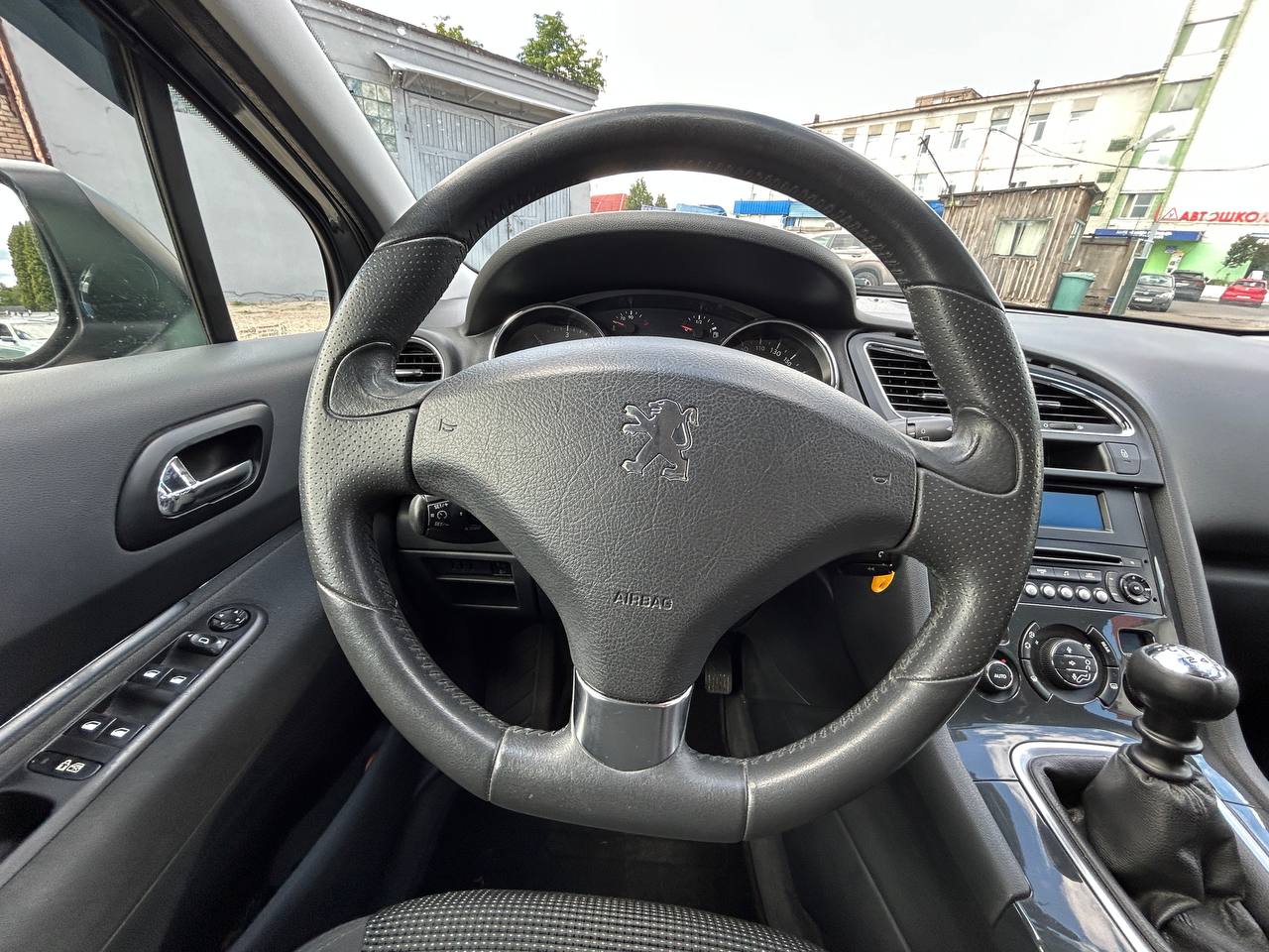 Фото автомобиля 13