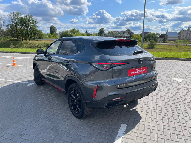 Фото автомобиля 6