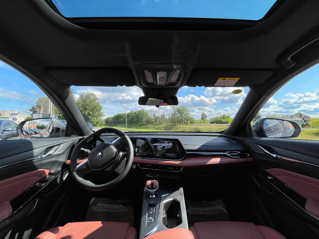 Фото автомобиля 12