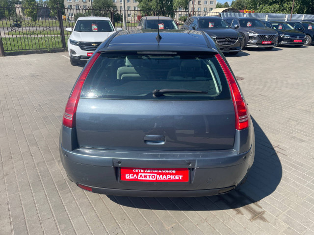 Фото автомобиля 5