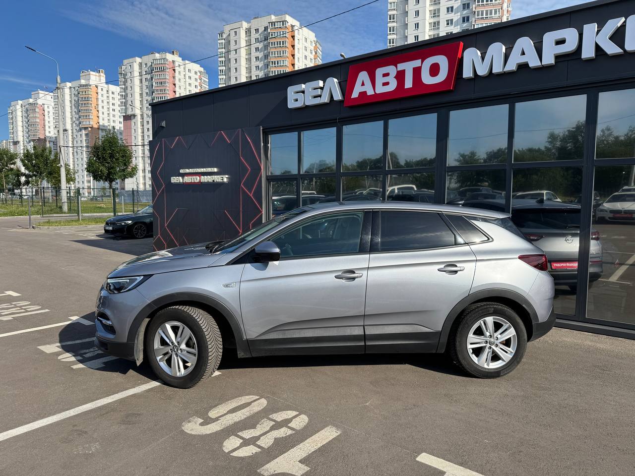 Фото автомобиля 8