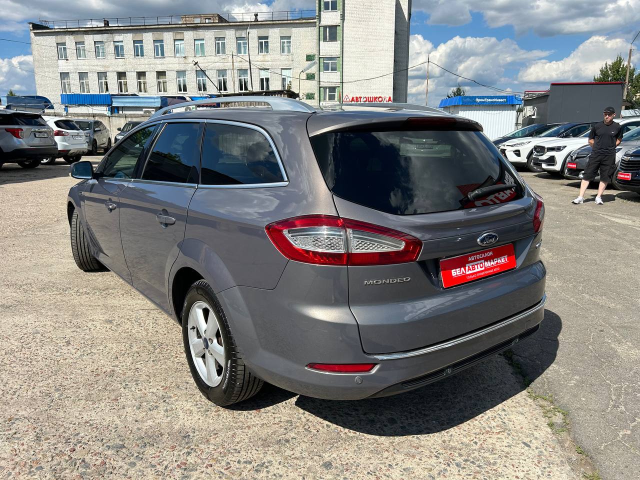 Фото автомобиля 7