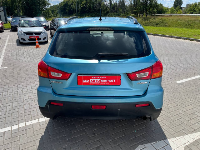 Фото автомобиля 5