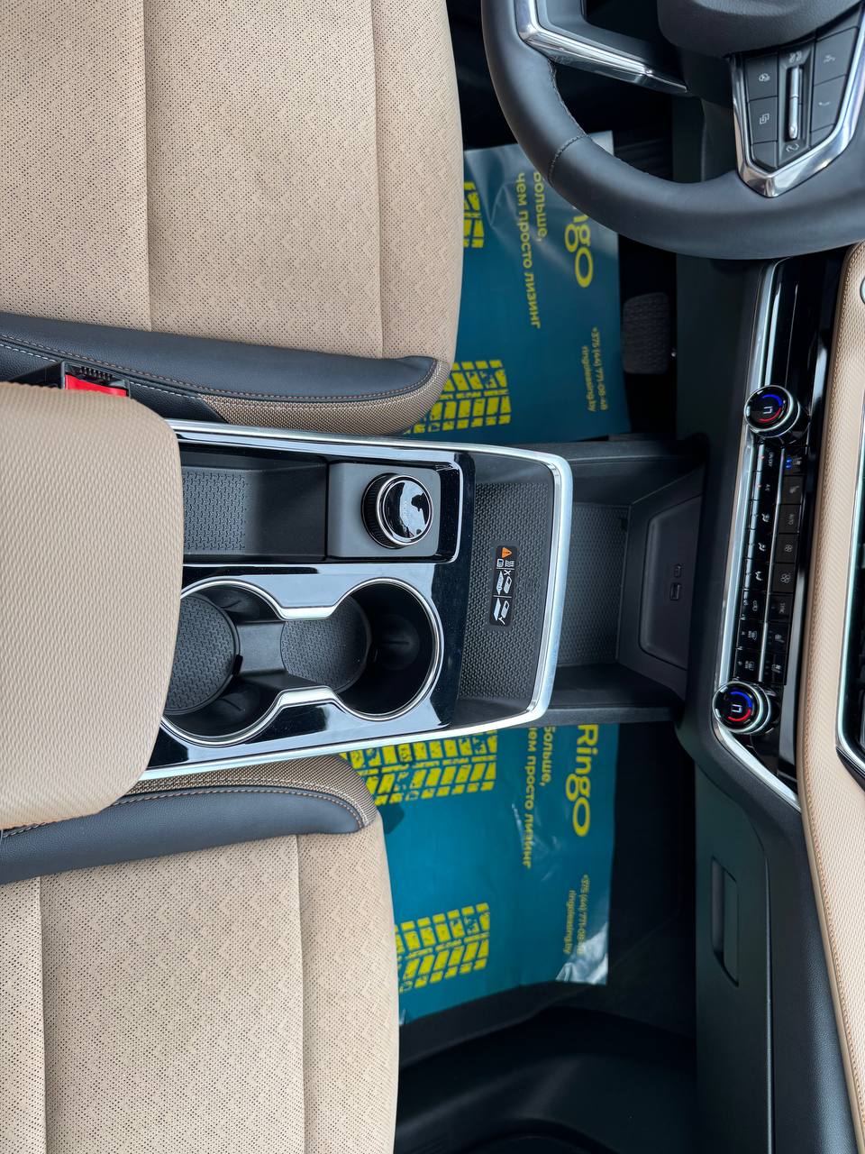 Фото автомобиля 12