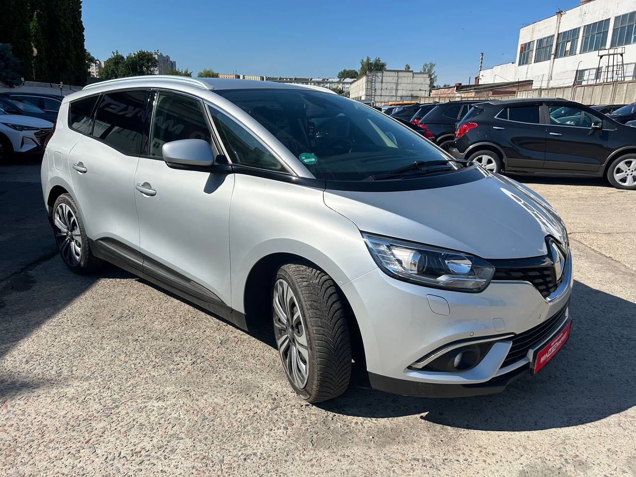 Фото автомобиля 2