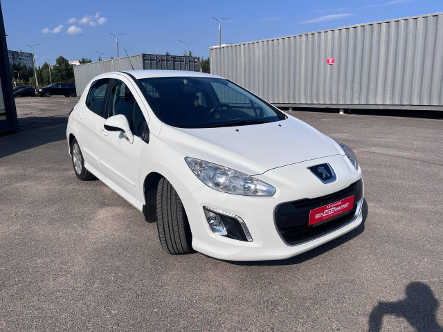 Фото автомобиля 2