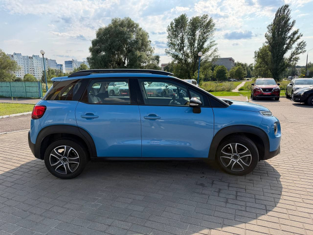 Фото автомобиля 2