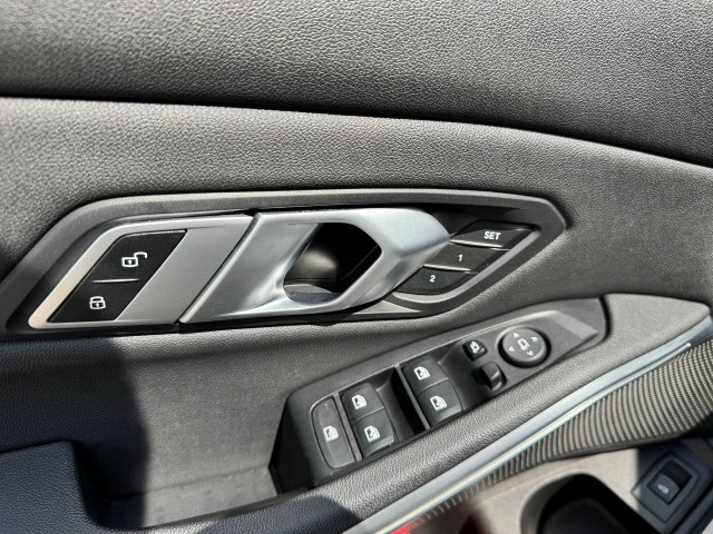 Фото автомобиля 8