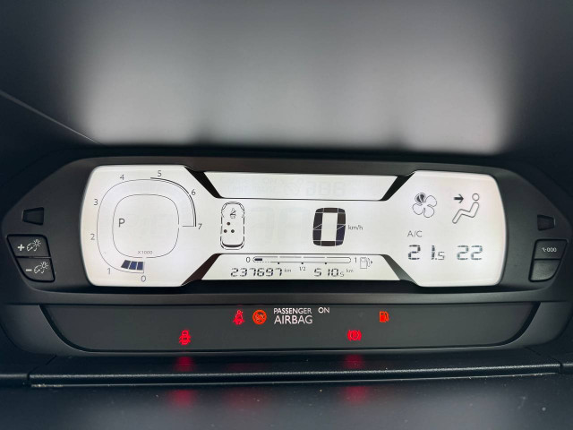Фото автомобиля 10