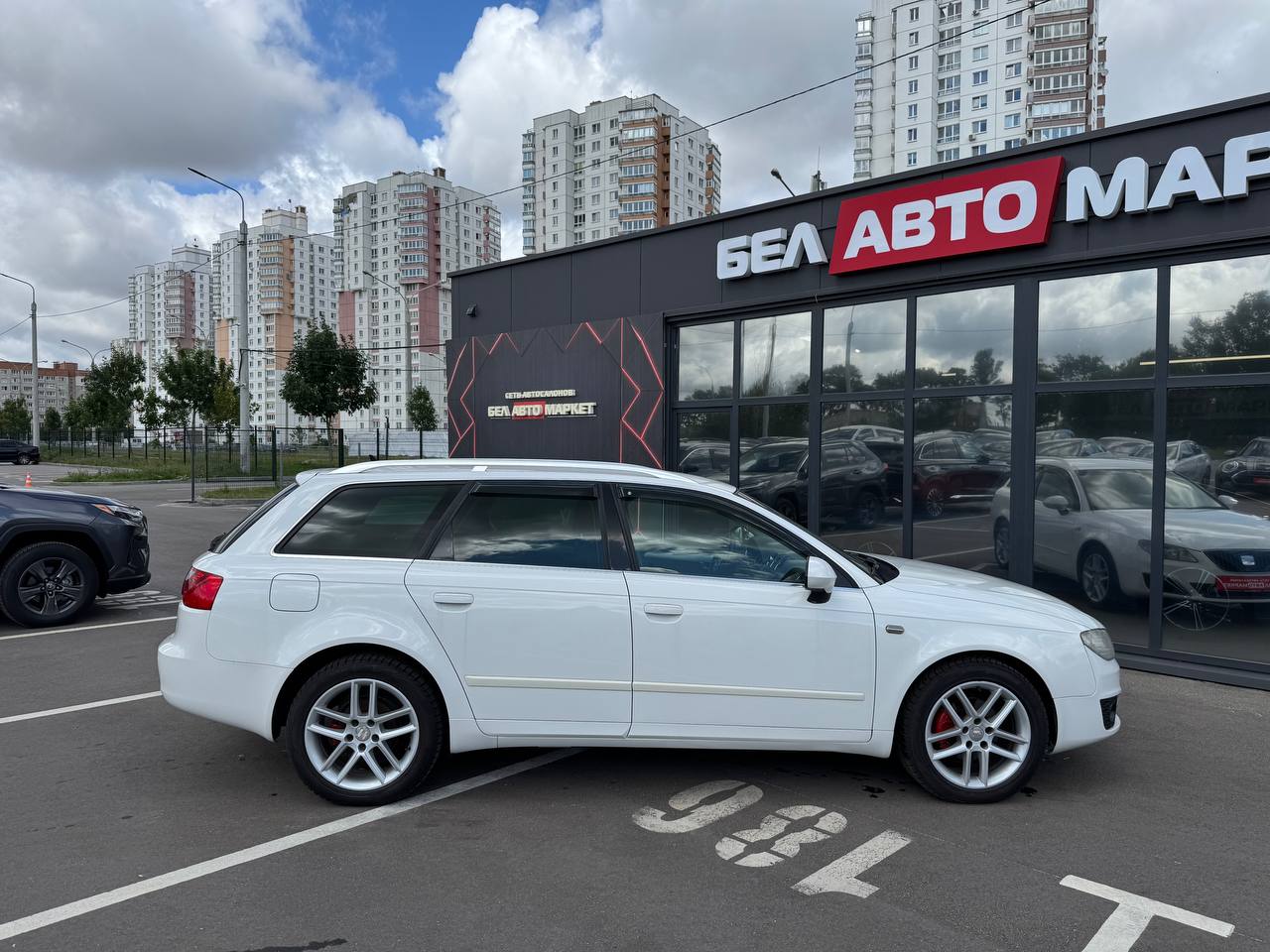Фото автомобиля 3