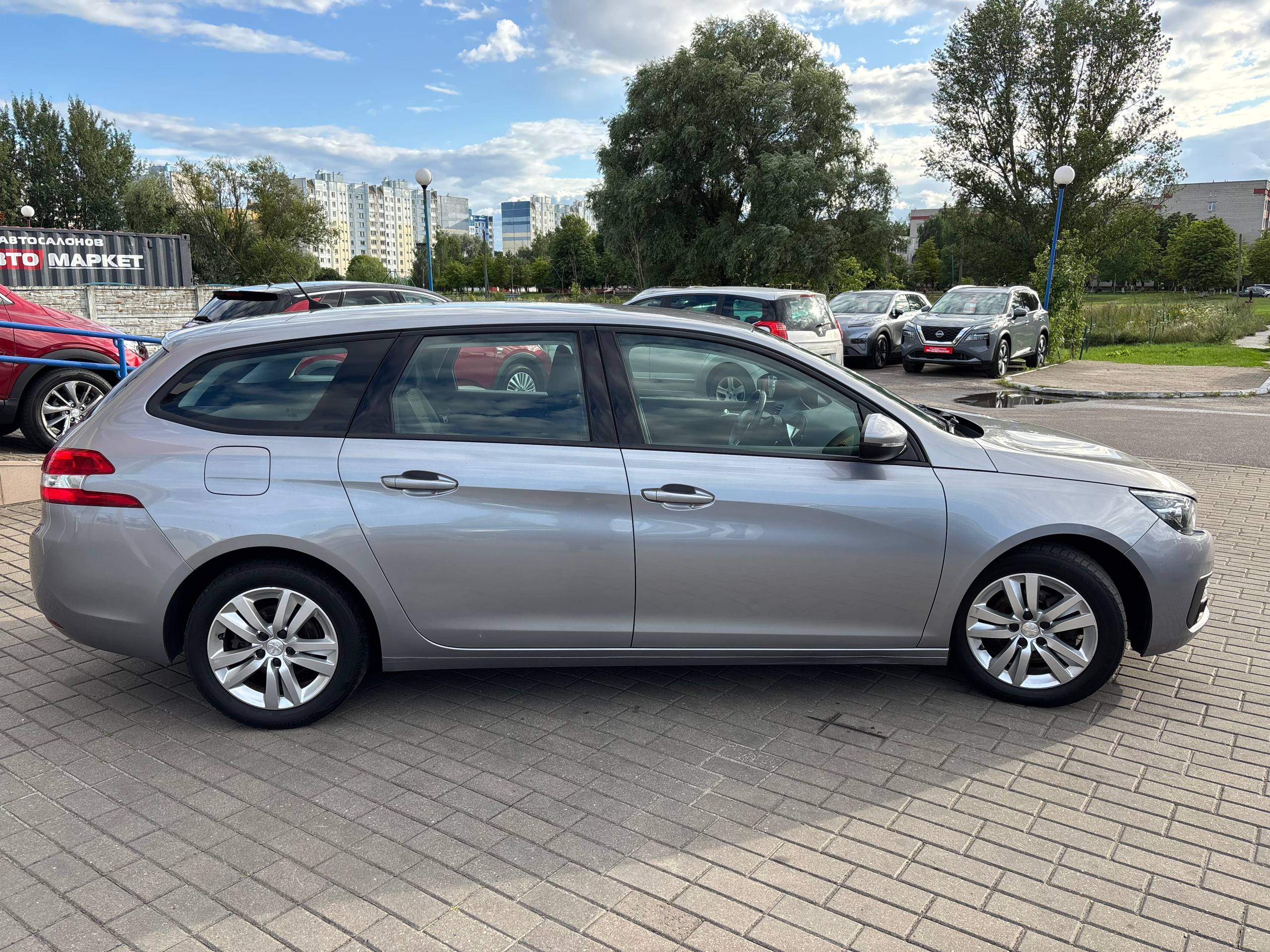 Фото автомобиля 5