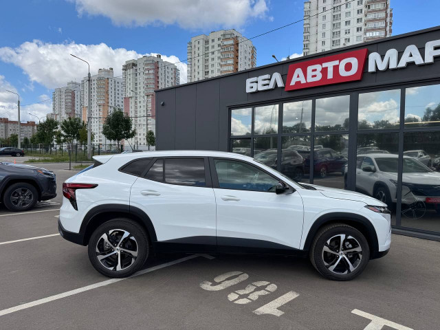 Фото автомобиля 3