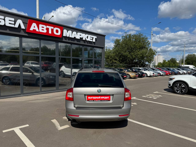 Фото автомобиля 5