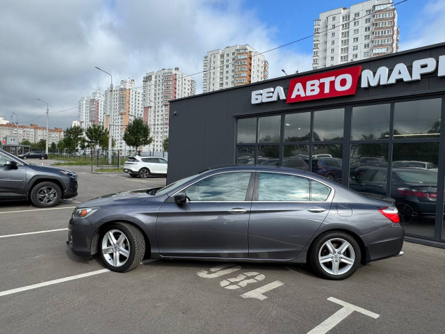 Фото автомобиля 7
