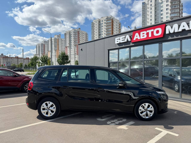 Фото автомобиля 3