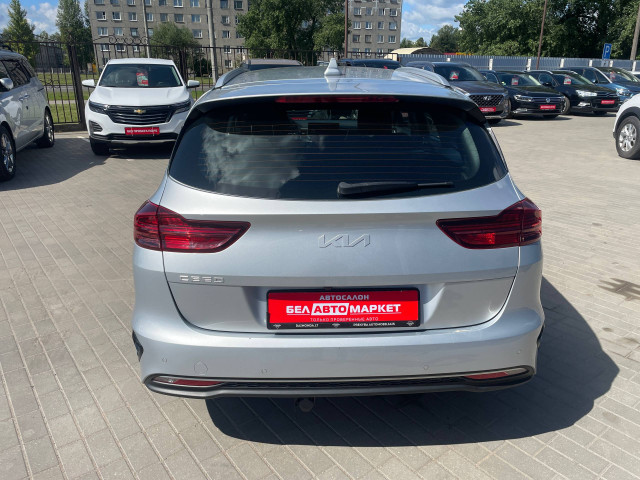 Фото автомобиля 5