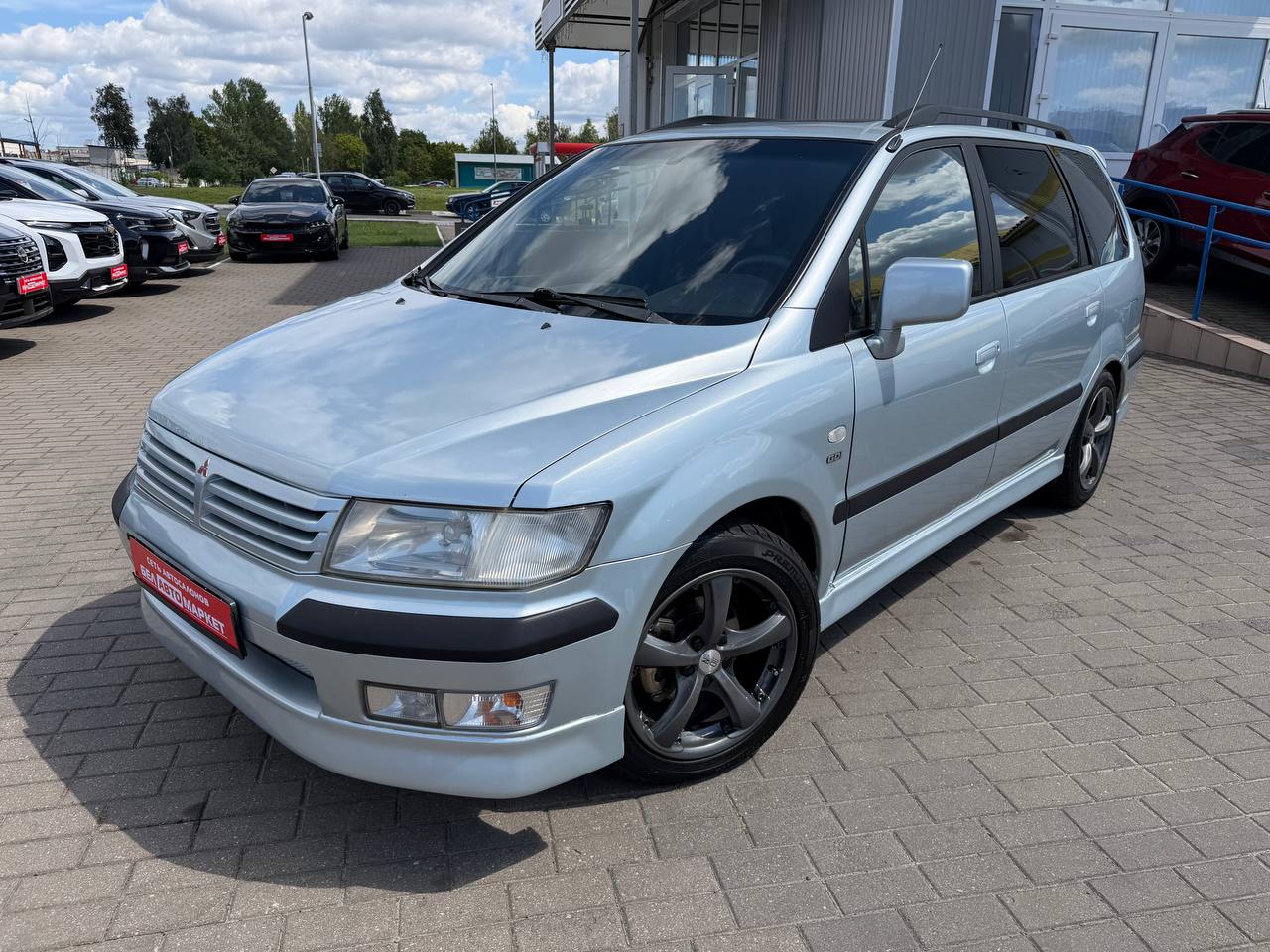 авто с пробегом mitsubishi space wagon 1999