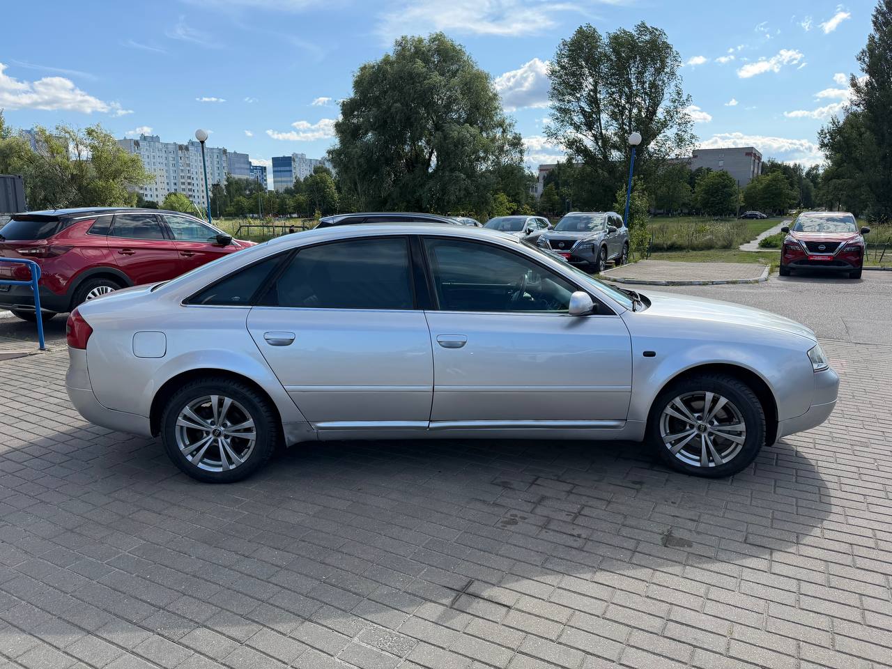 Фото автомобиля 3