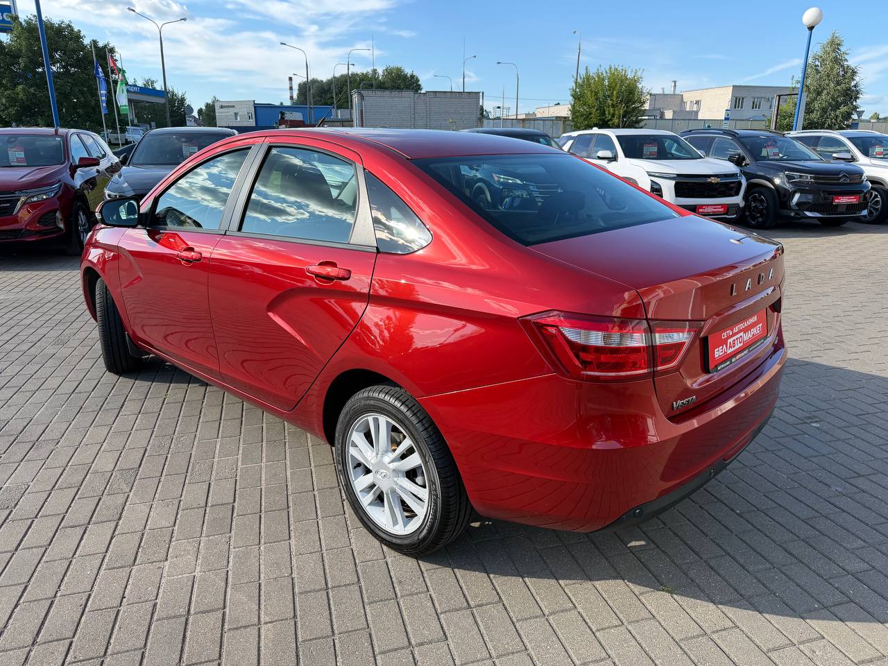 Фото автомобиля 8