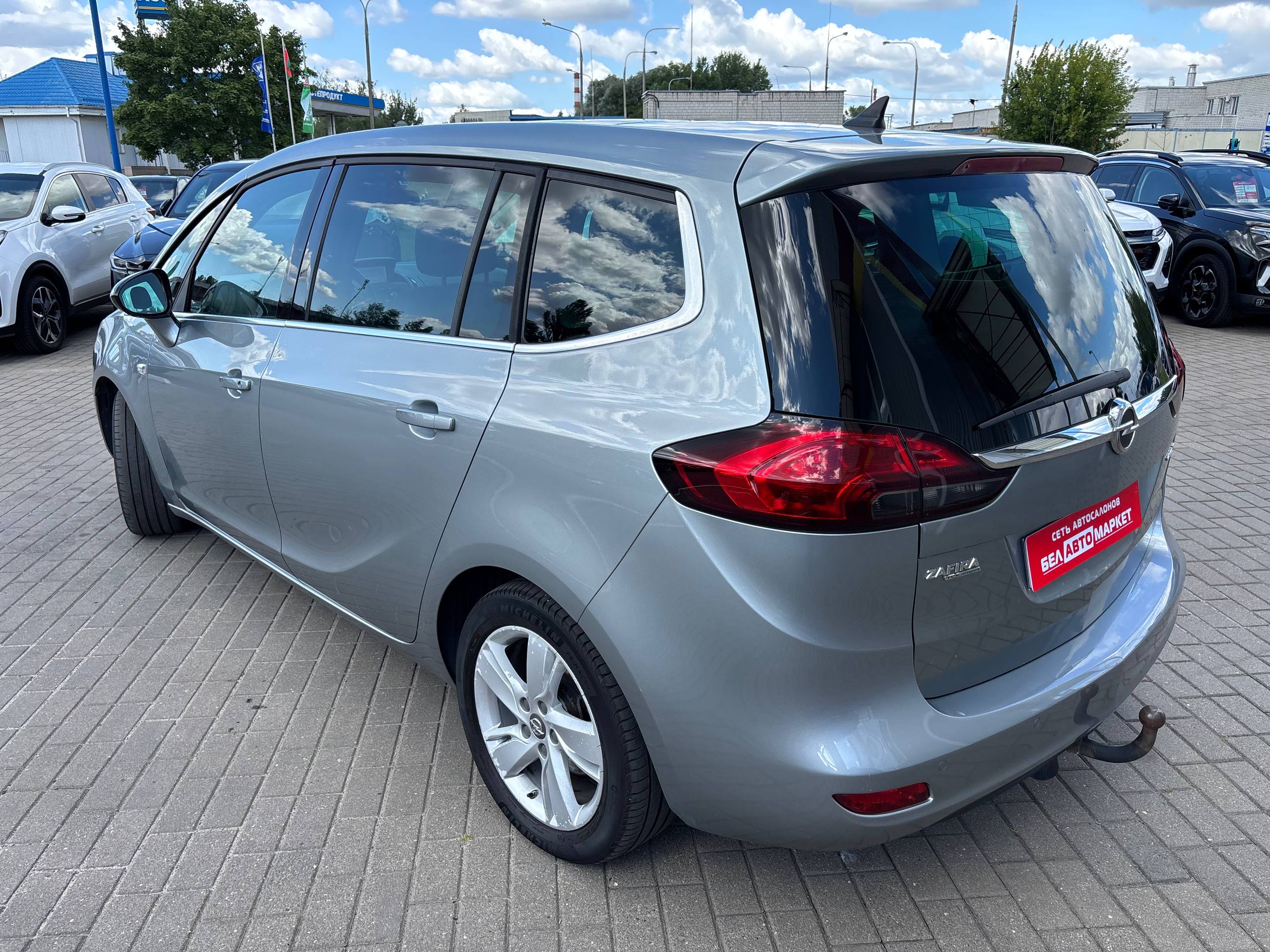 Фото автомобиля 7