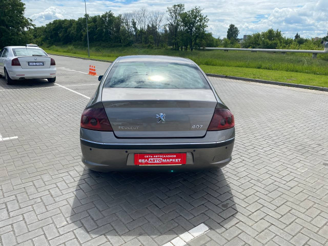 Фото автомобиля 5