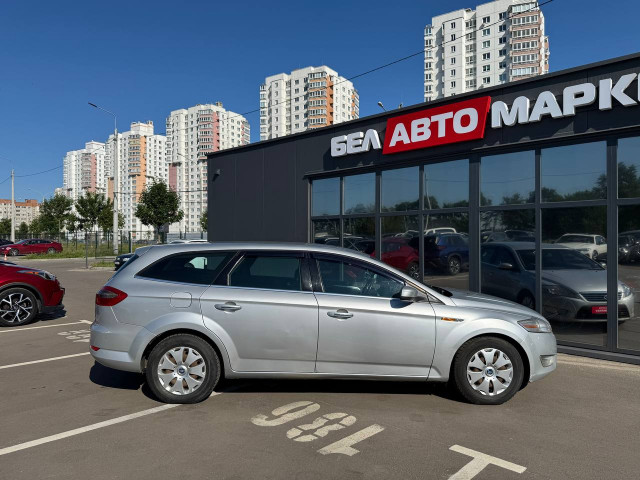 Фото автомобиля 3