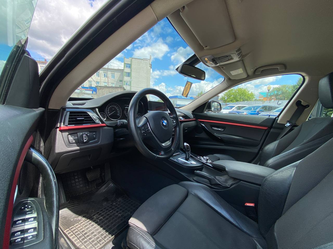 Фото автомобиля 8