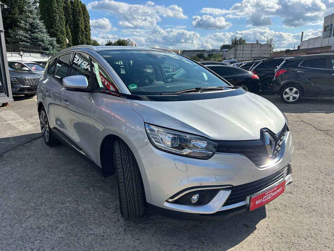 Фото автомобиля 2