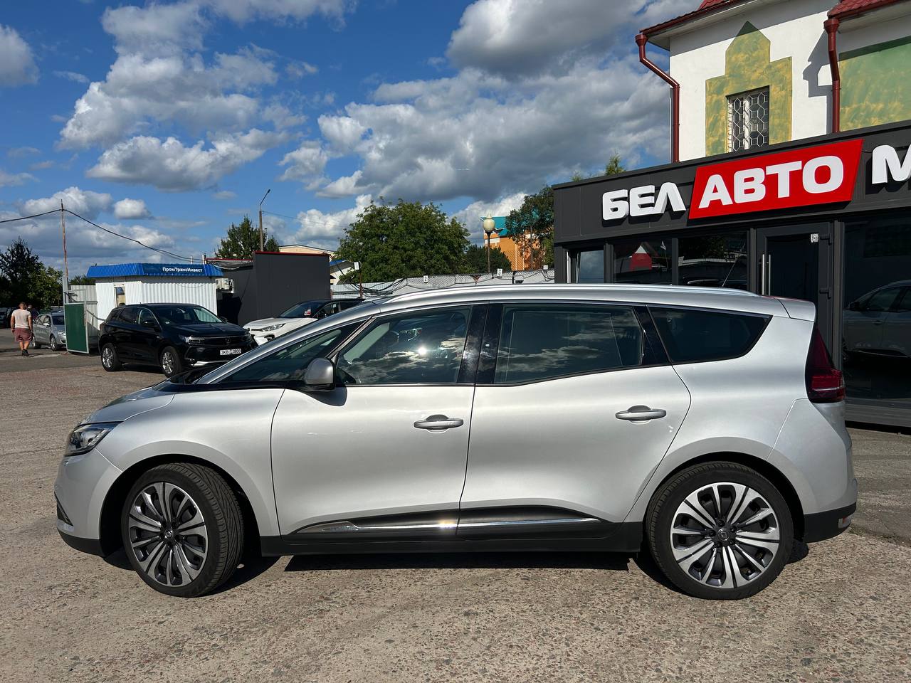 Фото автомобиля 7