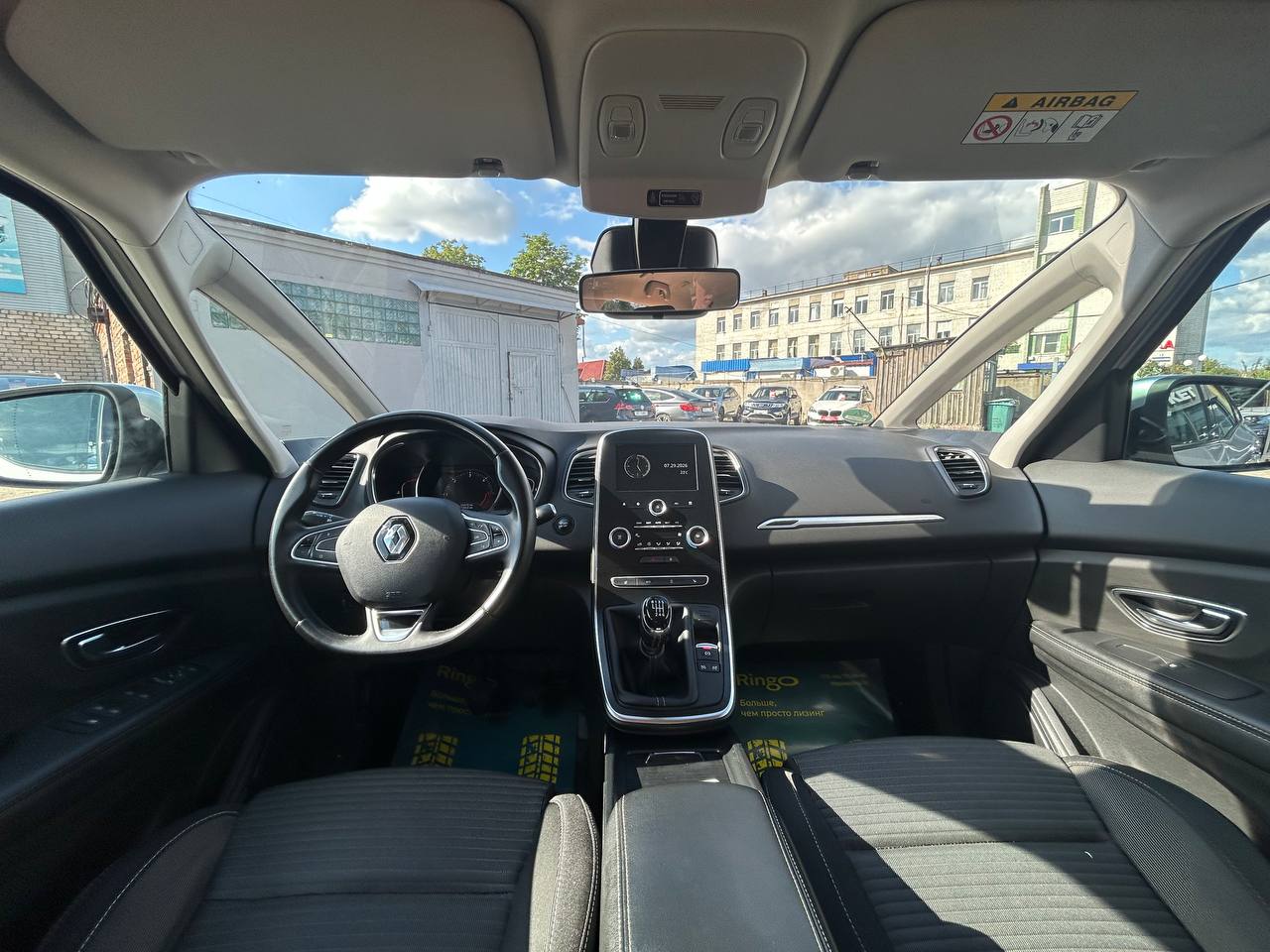 Фото автомобиля 10