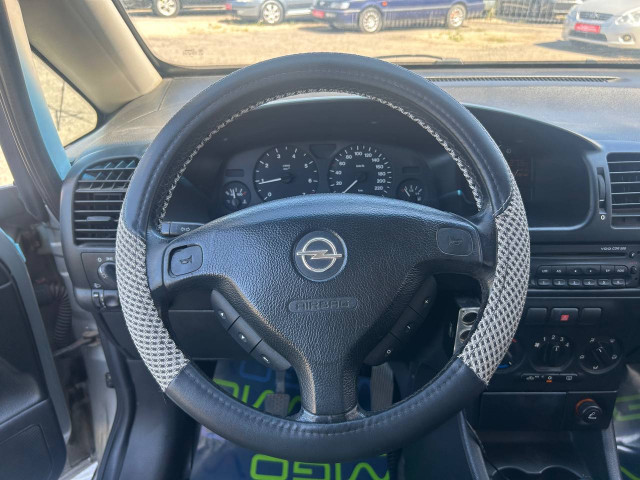 Фото автомобиля 9