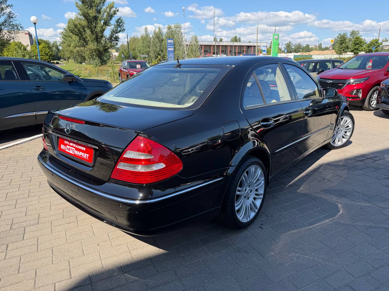 Фото автомобиля 2