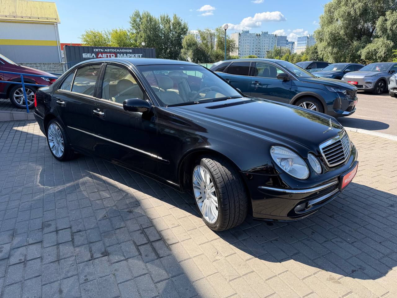 Фото автомобиля 3
