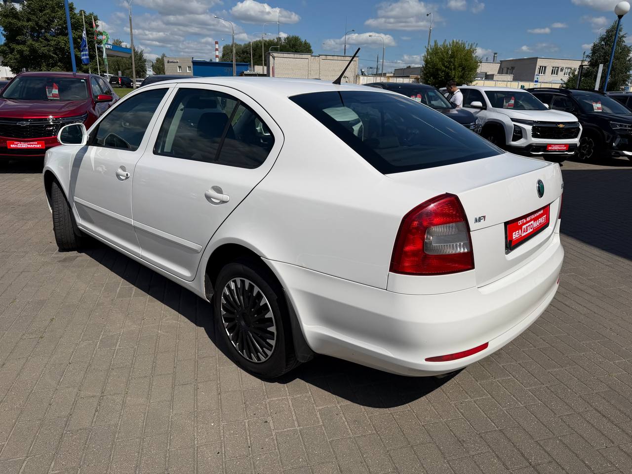 Фото автомобиля 7