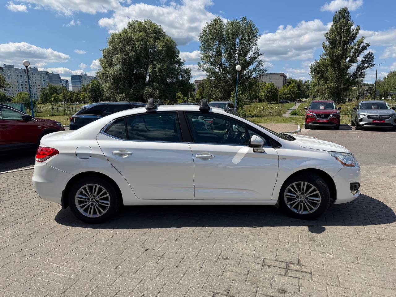 Фото автомобиля 5