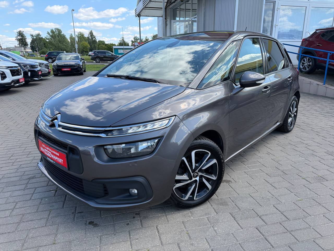 авто с пробегом citroen c4 spacetourer 2019