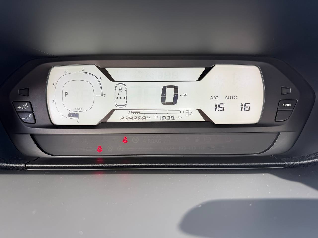 Фото автомобиля 10