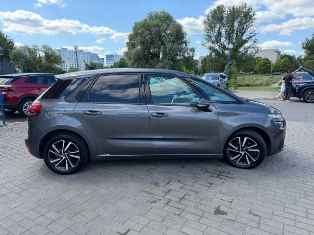 Фото автомобиля 5