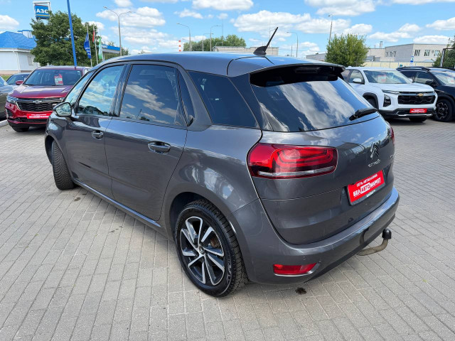 Фото автомобиля 7